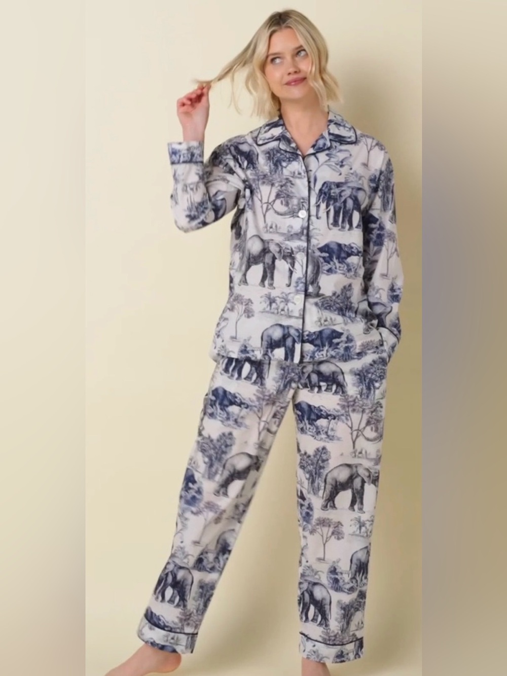 The cats pajamas Safari Toile Elephant two piece Set Navy white size xs cotton